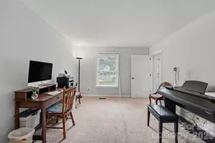 1038 Balsam Terrace, Charlotte, NC 28214 - Photo 14