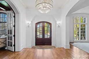 229 Wrenwood Ln, Charlotte, NC 28211 - Photo 8