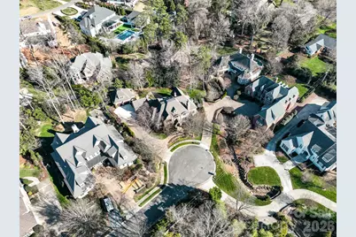 229 Wrenwood Lane, Charlotte, NC 28211 - Photo 2