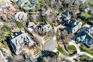 229 Wrenwood Ln, Charlotte, NC 28211 - Photo 2