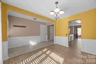 11926 Hawick Valley Ln, Charlotte, NC 28277 - Photo 10