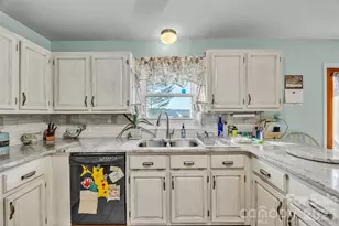 15 Mull Dr, Taylorsville, NC 28681 - Photo 18