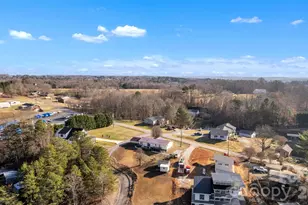 15 Mull Dr, Taylorsville, NC 28681 - Photo 8