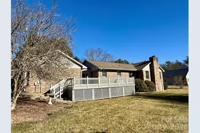 2001 Plum Tree Lane, Hendersonville, NC 28739 - Photo 2