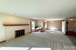 2001 Plum Tree Ln, Hendersonville, NC 28739 - Photo 20