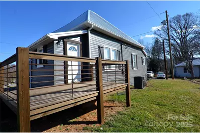 150 Hoyle Street #7, Marion, NC 28752 - Photo 4