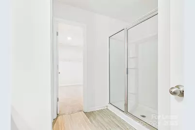 2032 Highland Knoll Drive, Charlotte, NC 28269 - Photo 16