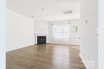 2032 Highland Knoll Drive, Charlotte, NC 28269 - Photo 2