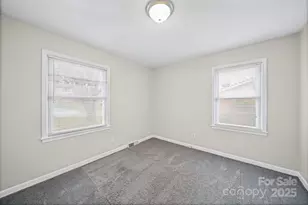 6907 Glenmoor Dr, Charlotte, NC 28214 - Photo 24