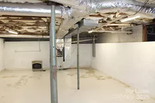 105 Park St, Columbus, NC 28722 - Photo 30