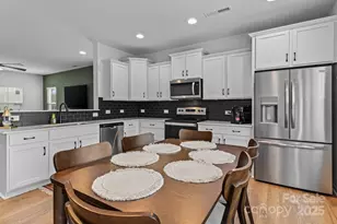 120 Slalom St, Statesville, NC 28677 - Photo 4