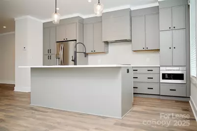 1302 E 10th Street E, Charlotte, NC 28204 - Photo 12