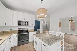 25058 Timberlake Dr, Tega Cay, SC 29708 - Photo 10