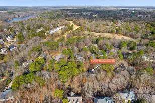 25058 Timberlake Dr, Tega Cay, SC 29708 - Photo 2