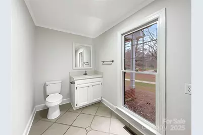 323 Glen Eagles Road E, Statesville, NC 28625 - Photo 14