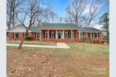 323 Glen Eagles Road E, Statesville, NC 28625 - Photo 12