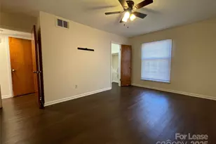 4605 Coronado Dr, Charlotte, NC 28212 - Photo 10