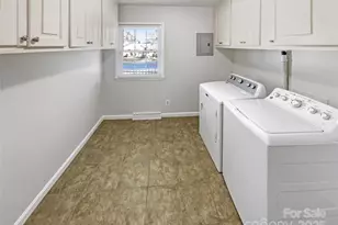 3141 Gardner Park Dr, Gastonia, NC 28054 - Photo 12