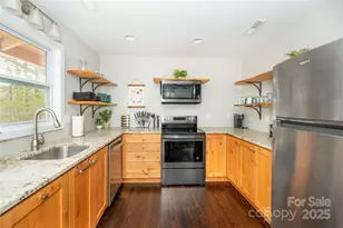 10 La Floresta Ln, Cedar Mountain, NC 28718 - Photo 8