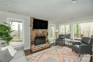 10 La Floresta Ln, Cedar Mountain, NC 28718 - Photo 6