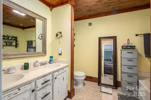 845 Meadow Hill Ct, Lincolnton, NC 28092 - Photo 14