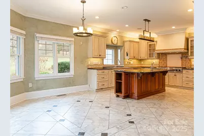 10 Walnut Lane, Fletcher, NC 28732 - Photo 14