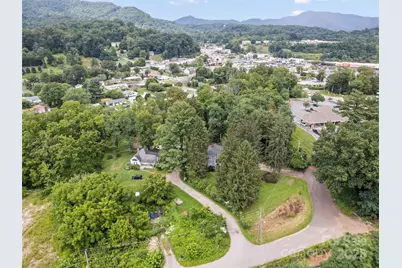 145 Shackford Street #3, Waynesville, NC 28786 - Photo 10