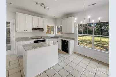 6829 Bickham Lane, Charlotte, NC 28269 - Photo 2