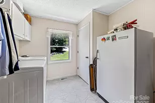 29 Tall Oaks Rd, Candler, NC 28715 - Photo 18