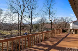 29 Tall Oaks Rd, Candler, NC 28715 - Photo 6