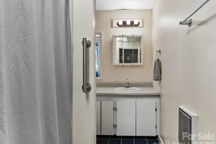 29 Tall Oaks Rd, Candler, NC 28715 - Photo 28