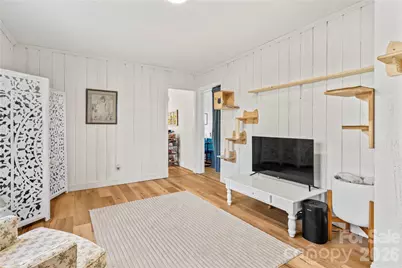 1501 Hebron Road, Hendersonville, NC 28739 - Photo 8