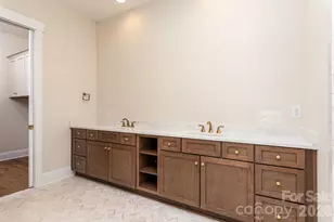 13006 Hazelbrook Ln, Cornelius, NC 28031 - Photo 16