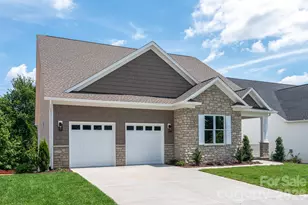 13006 Hazelbrook Ln, Cornelius, NC 28031 - Photo 2