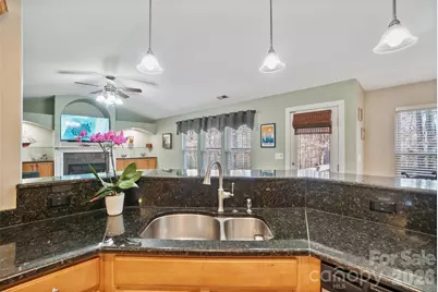 2336 Gemway Drive, Charlotte, NC 28216 - Photo 16