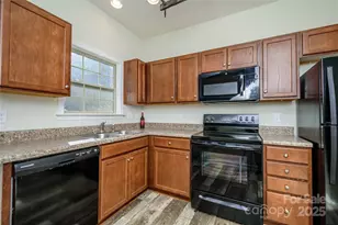 35 Greenly Ln, Fletcher, NC 28732 - Photo 16