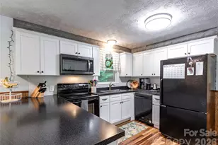 638 Three Quarter Creek Rd, Burnsville, NC 28714 - Photo 6