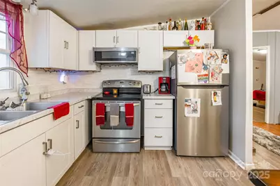 110 Linda Drive, Cherryville, NC 28021 - Photo 10