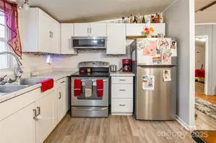 110 Linda Dr, Cherryville, NC 28021 - Photo 10