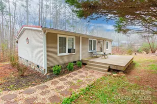 110 Linda Dr, Cherryville, NC 28021 - Photo 2