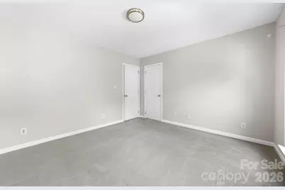 9127 Brocklehurst Lane, Charlotte, NC 28215 - Photo 20