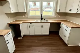 102 S Watterson St, Kings Mountain, NC 28086 - Photo 4