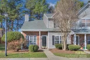 2138 Preakness Ct, Charlotte, NC 28273 - Photo 2