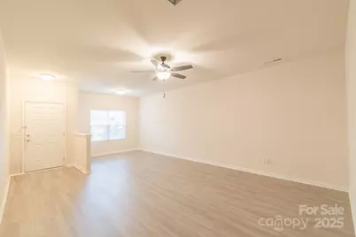 2009 Amos Oaks Lane, Charlotte, NC 28215 - Photo 2