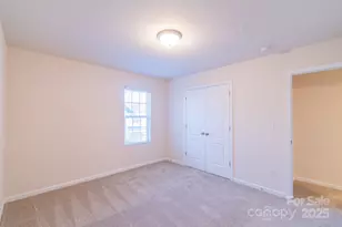 2009 Amos Oaks Ln, Charlotte, NC 28215 - Photo 16