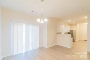 2009 Amos Oaks Ln, Charlotte, NC 28215 - Photo 8