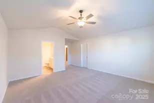 2009 Amos Oaks Ln, Charlotte, NC 28215 - Photo 10