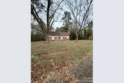 1100 Pecan Street, Wadesboro, NC 28170 - Photo 1