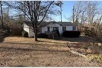 2687 1st Avenue NW, Catawba, NC 28609 - Photo 1