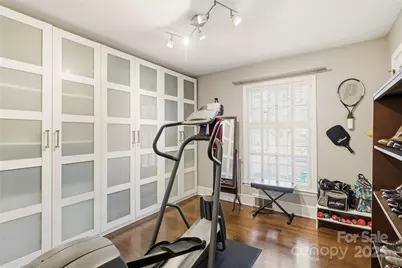 7012 Morganford Road, Charlotte, NC 28211 - Photo 34